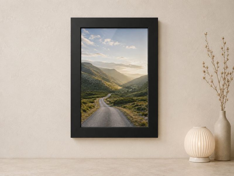 Combo Foto + Moldura 30x40 · com Vidro na cor Carvalho · Borda 4 cm